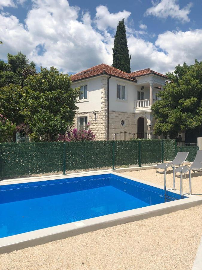 Soko Apartments Huoneistohotelli Soko Herceg Novi Extérieur photo