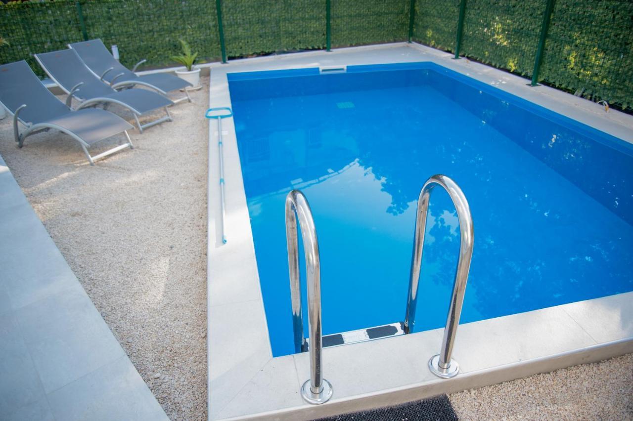 Soko Apartments Huoneistohotelli Soko Herceg Novi Extérieur photo
