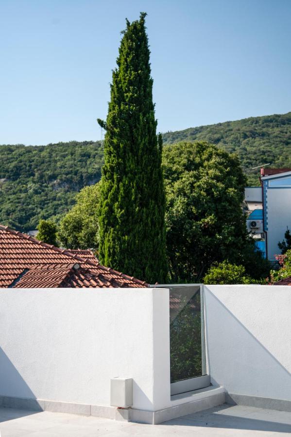 Soko Apartments Huoneistohotelli Soko Herceg Novi Extérieur photo
